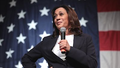 Kamala Harris Vows to Debate Donald Trump’s Empty Podium If He Skips September Showdown - EconoTimes