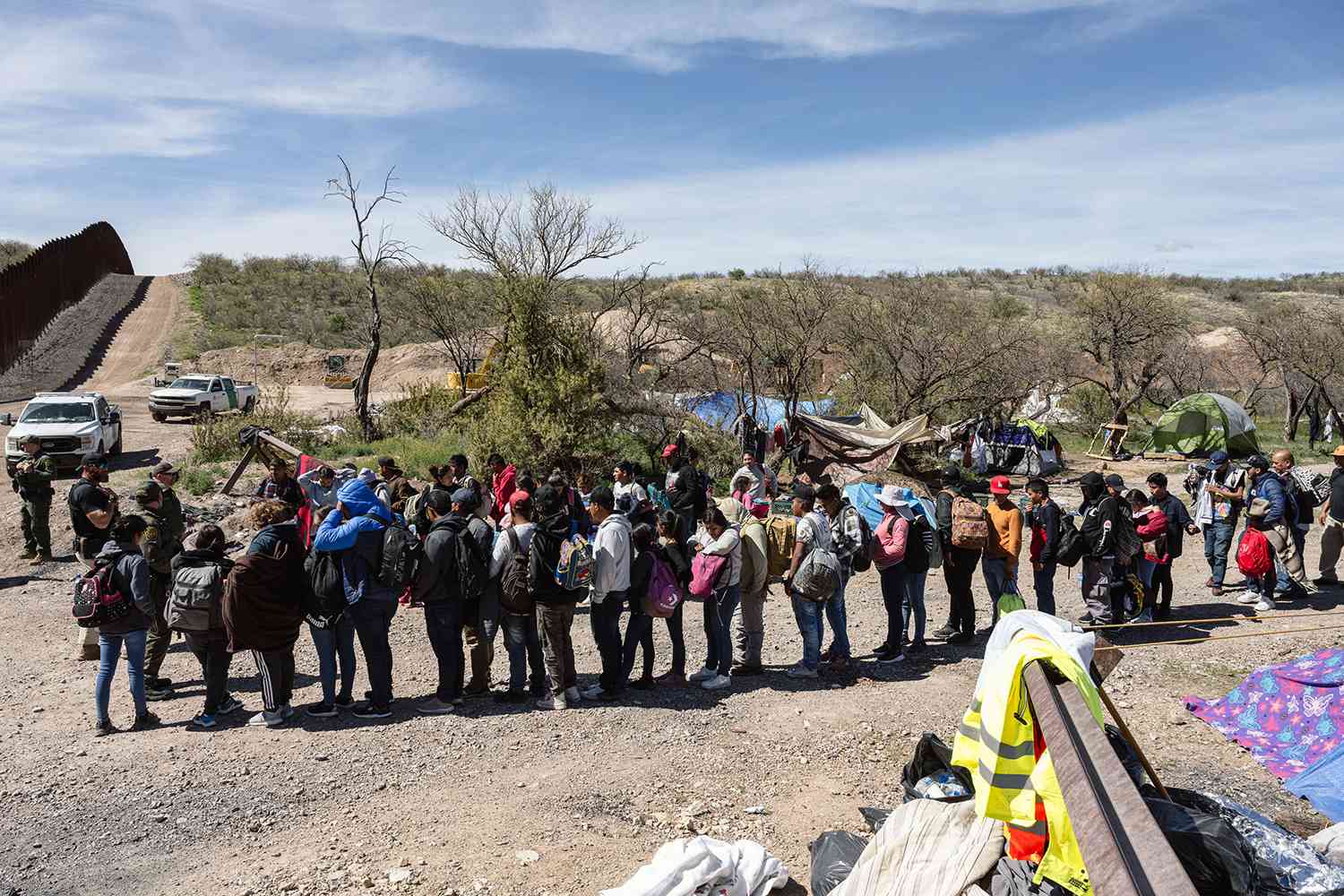 Illegal Border Crossings Drop for 5th Straight Month, Reaching Lowest Levels Since Joe Biden Took Office