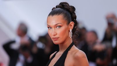 Adidas apologizes to Bella Hadid for dropping her from shoe ad criticized by Israel - National | Globalnews.ca