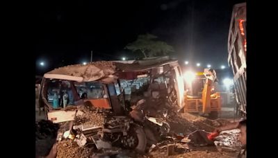 12 dead, 11 injured as gravel-laden truck overturns on bus in Shahjahanpur