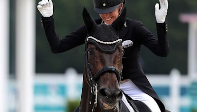 Equestrian-Von Bredow-Werndl tops qualifying as Werth seeks record medal