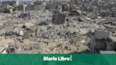 Palestinos lloran a las víctimas de bombardeos en Rafah, donde se teme una ofensiva terrestre israel