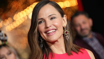 Jennifer Garner reveals her 'favourite' beauty product to even out skin tone