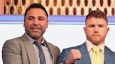 “Le tienes miedo a Benavidez”: Oscar de la Hoya salió al cruce de Canelo Álvarez