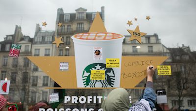 Starbucks stock plunge cheered amid pro-Palestinian boycott