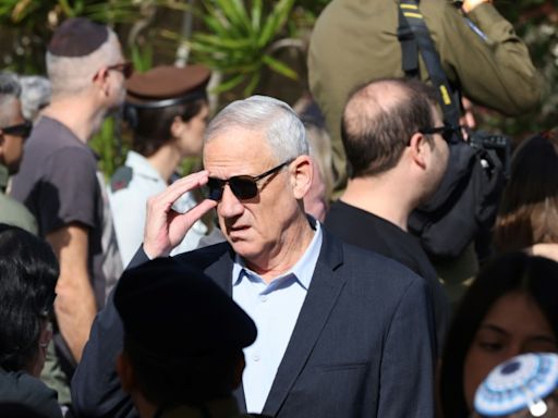 El partido de un miembro del gabinete de guerra israelí pide elecciones anticipadas