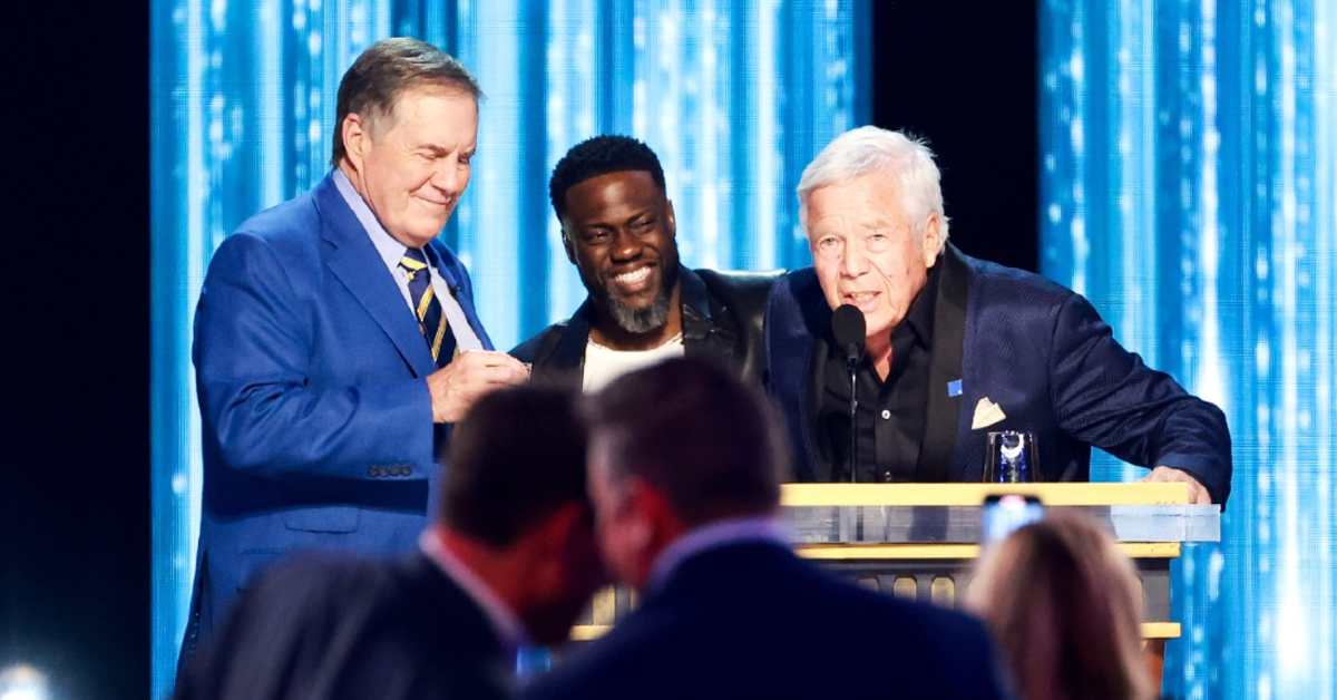 Robert Kraft Demands His Super Bowl Ring Back From Vladimir Putin at Roast of Tom Brady