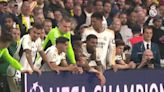 Las lágrimas de Courtois, el mensaje al oído de Alaba a Kroos... ¡y los bailes de Rüdiger! - MarcaTV