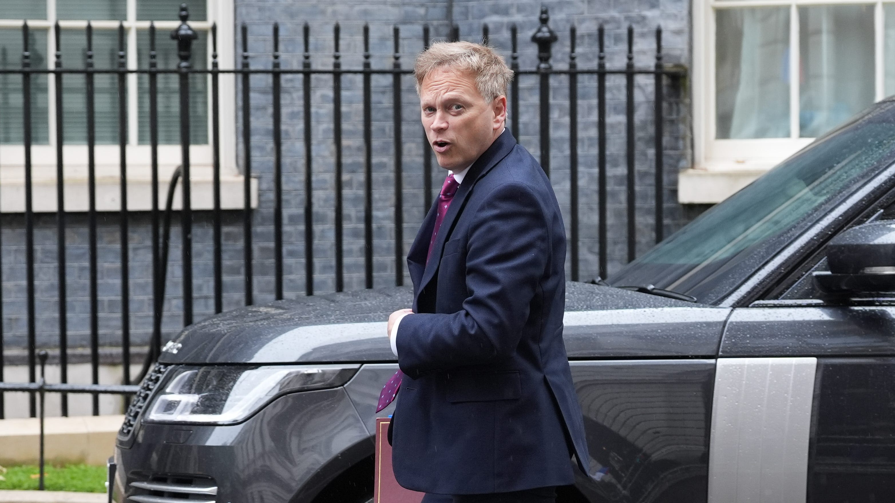 Lethal equipment flown from China to Russia for use in Ukraine, says Shapps
