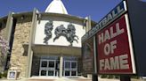 Pro Football Hall of Fame flew flag at half staff for O.J. Simpson, while the Bills did nothing