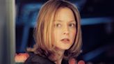 La trágica vida de Jodie Foster: Abandonada por su padre, atacada por un león y forzada a salir del armario