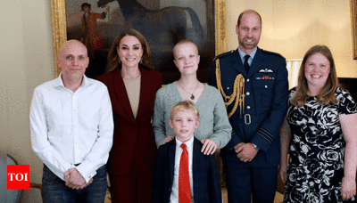 Princess Kate helps fulfill bucket list wish of 16-year-old cancer patient, shares emotional hug - Times of India