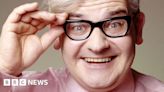 Ronnie Barker's Chipping Norton antique shop sign goes on auction