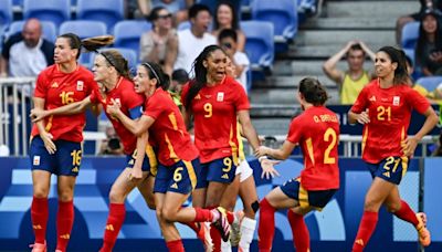 Spain and USA on course for Olympic women's football final showdown