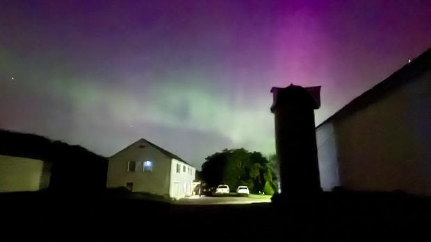 Northern lights visible in Pittsburgh area