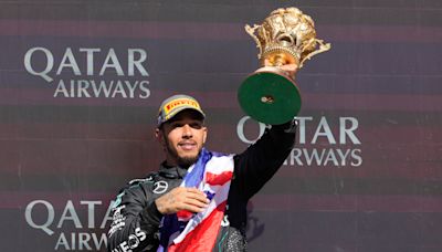 En un emocionante Gran Premio Británico, Hamilton gana dejando atrás a Verstappen