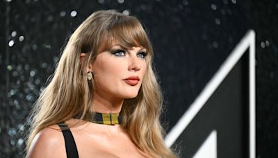 MAGA Is Straight Up Freaking Out After Trump’s New Taylor Swift Post