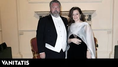 Reunión de los grandes duques de Rusia con Leka de Albania y la aristocracia internacional en Malta