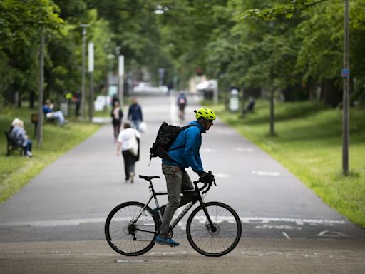 Behind Edinburgh’s Unlikely Embrace of Bike Lanes