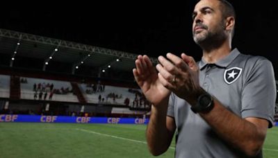 Artur Jorge valoriza ataque do Botafogo: 'Encontramos soluções'