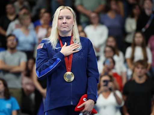 Jessica Long Wins The 400-Meter Freestyle, Marking Her 17th Paralympic Career Gold