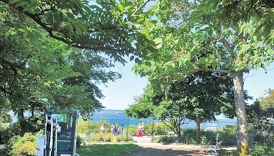 Revitalized garden to be unveiled at West Vancouver Seawalk