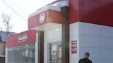 Russia's Magnit opens first 'hard discount' stores