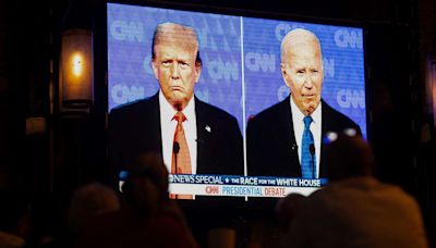 Debate cria pressão para que partido democrata substitua Joe Biden como candidato, dizem analistas