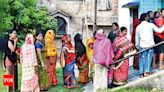 62.7% turnout in 4 assembly bypolls in Kolkata - Times of India