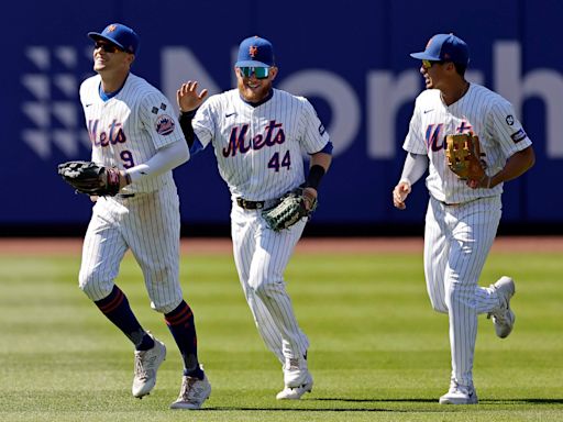 How should the Mets handle the trade deadline? Making cases for each approach