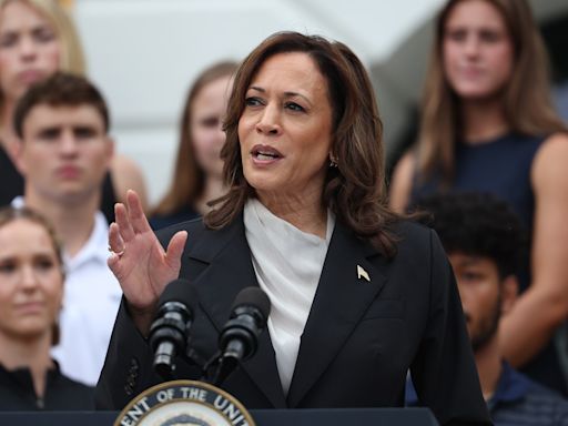 Kamala responde a provocações de Trump de que ela “se tornou negra”