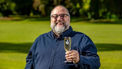 Man wins EuroMillions after leaving himself with minutes to spare