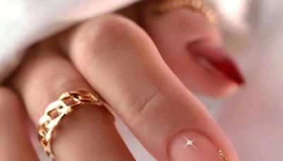 Unhas decoradas vermelhas com dourado: inspirações sofisticadas para você arrasar