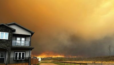 Waldbrand kommt Ölstadt in Kanada bedrohlich näher