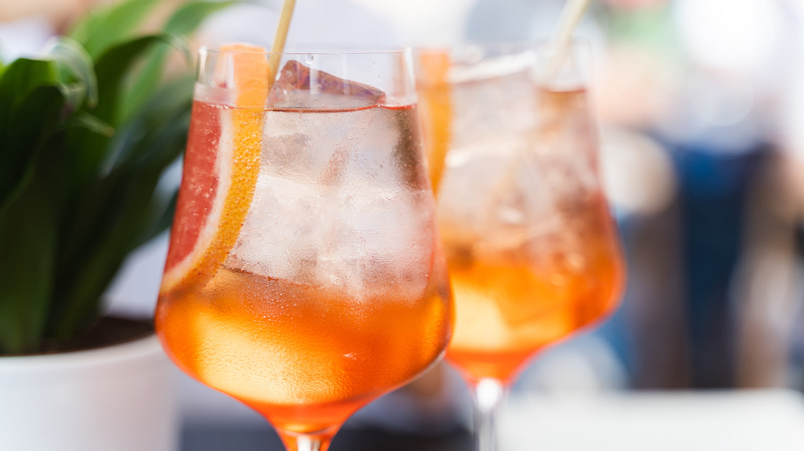 The Original Ratio For A Delicious Aperol Spritz Works Every Time