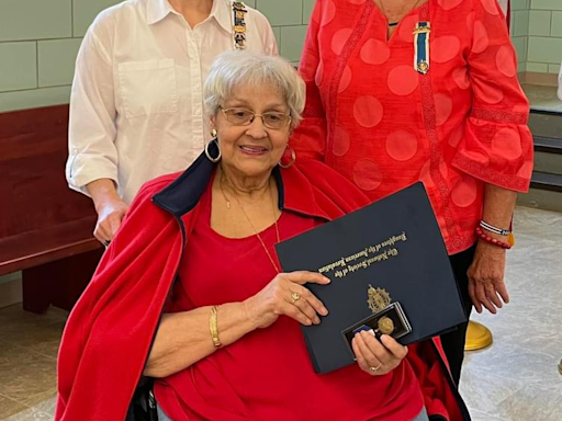 National Society DAR Women in History Award presented to Beverly Gray