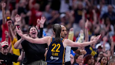 Caitlin Clark scores career-high 35 points to pass Seimone Augustus for most points in a rookie season