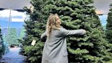 Celebrities Visiting Christmas Tree Farms in 2022: Jennifer Aniston, More