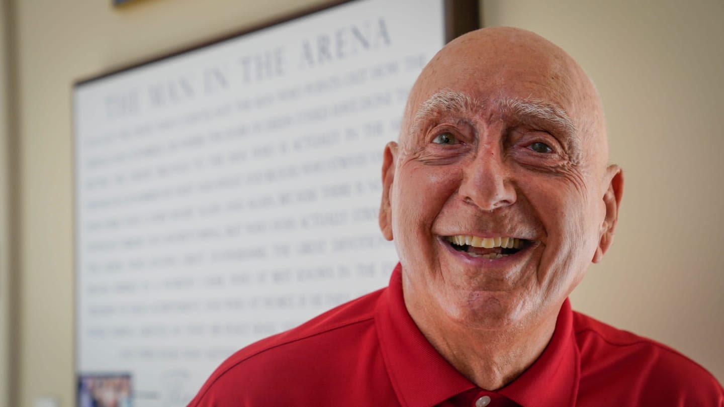 Mark Pope shares message to college basketball legend Dick Vitale as he battles cancer