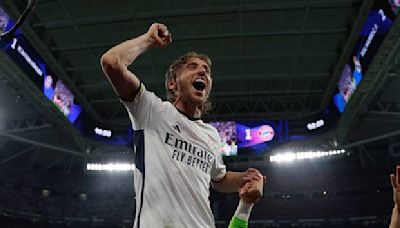 Luka Modric pacta su renovación y se queda en el Real Madrid una temporada más - MarcaTV