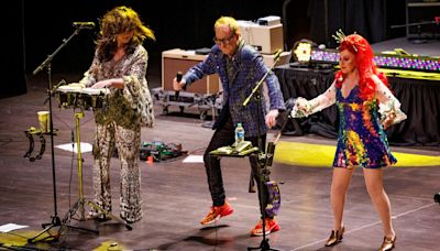 The B-52s, Athens music royalty, announced as first concert at Classic Center Arena