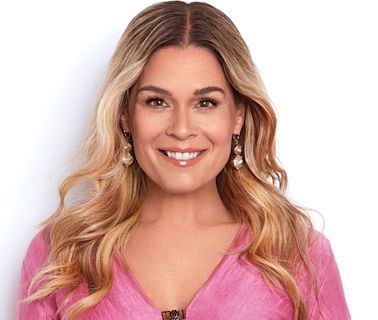 Celebrity Chef Cat Cora Shares How She Fights Stress and Stays Joyful as a Busy Mom of 6 (EXCLUSIVE)