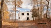 In Upstate New York, a Crisp, Cuboid Home Seeks $2.9M