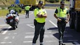 La Guardia Civil inmoviliza un autocar con turistas que carecía de la tarjeta de transportes