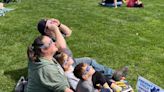 Eclipse draws cheers, oohs and aahs from observers in Muncie