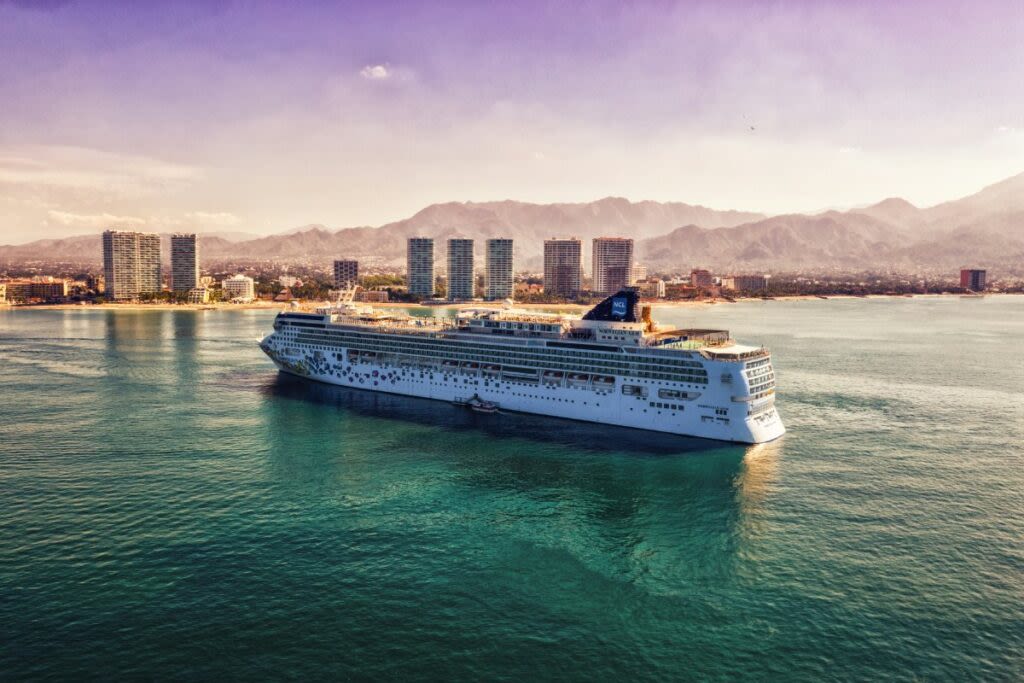 Norwegian Cruise Line Sees ‘No Cracks’ in Guest Spending