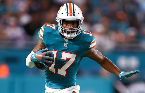 Top 5 Highest-Paid Wide Receivers After Dolphins' Jaylen Waddle Extension