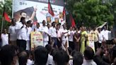 DMK holds protest against Union Budget - News Today | First with the news