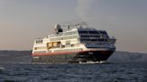 Cruise ship loses power in a rough North Sea