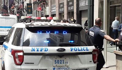 Joven armado murió al enfrentar a la policía en calle de Nueva York: lo buscaban por agresión en una bodega - El Diario NY